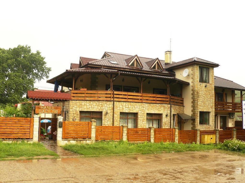 Hanul Dacilor Iasi Exterior photo